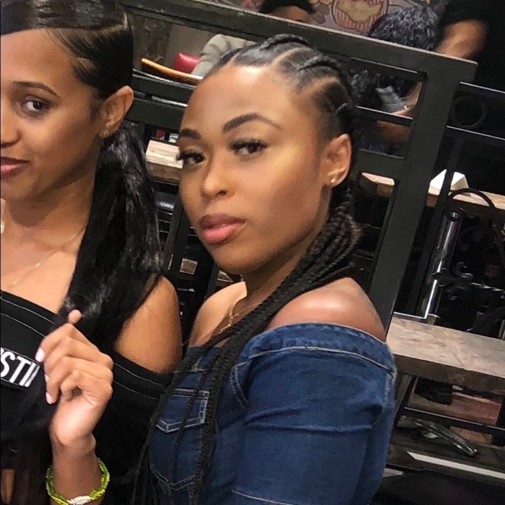 Meet your Posher, Jala